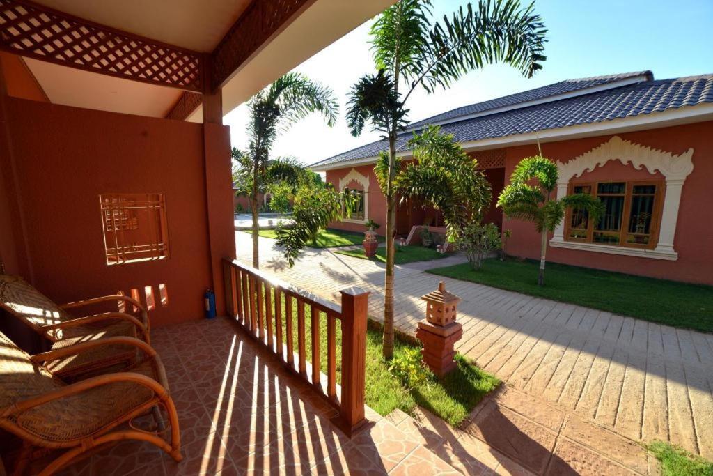 Bagan Emerald Hotel Nyaung-U Exterior photo