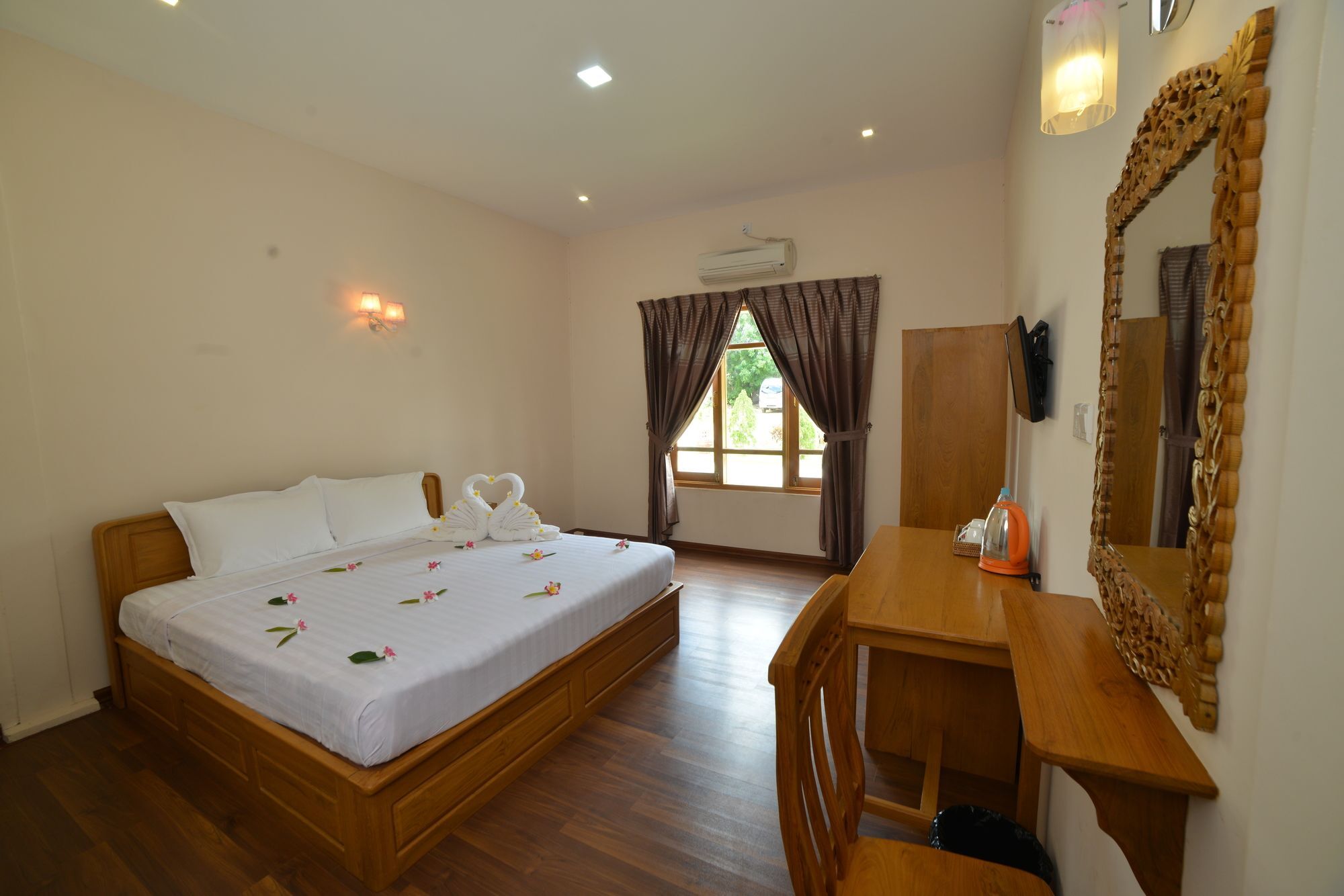 Bagan Emerald Hotel Nyaung-U Exterior photo